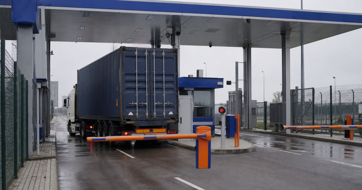 UK Customs Clearance Explained: What You Need to Know When Importing from China